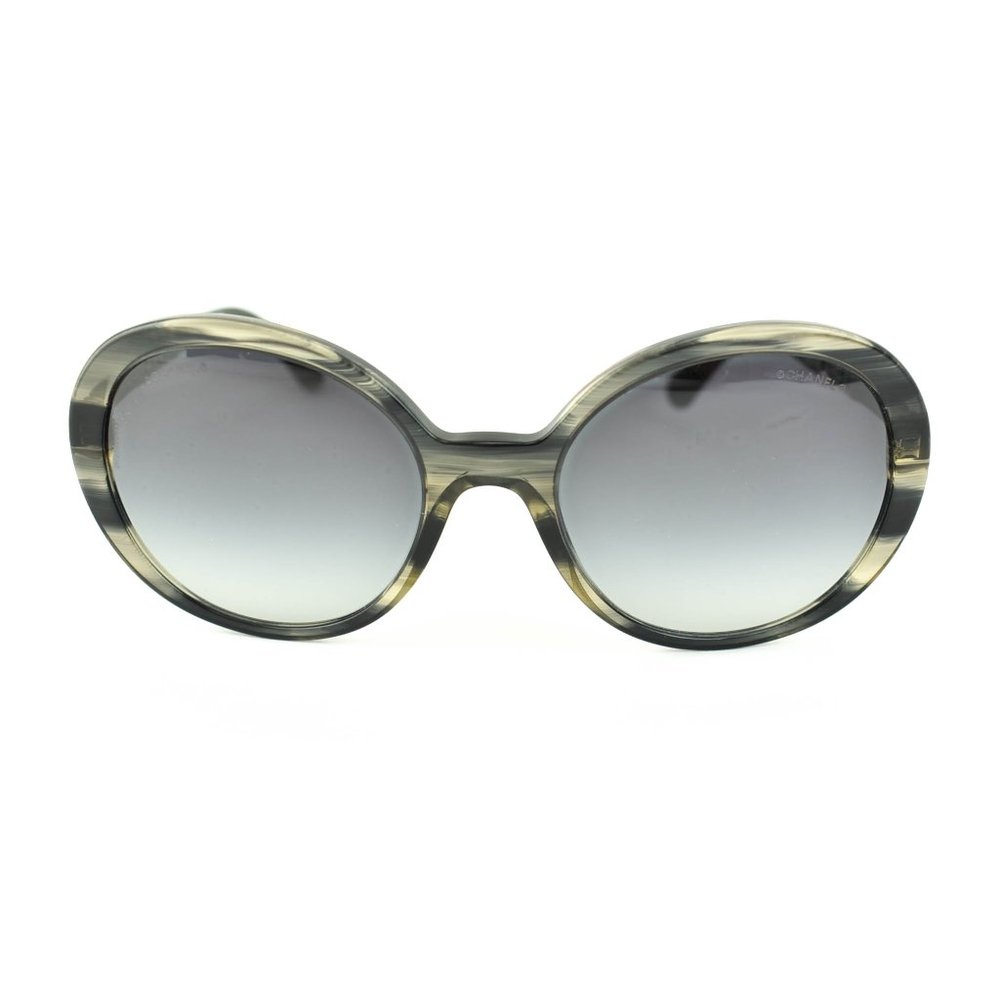 CHANEL: Gray "Horn" & "Chain" Logo Sunglasses (lc) - Picture 2 of 11